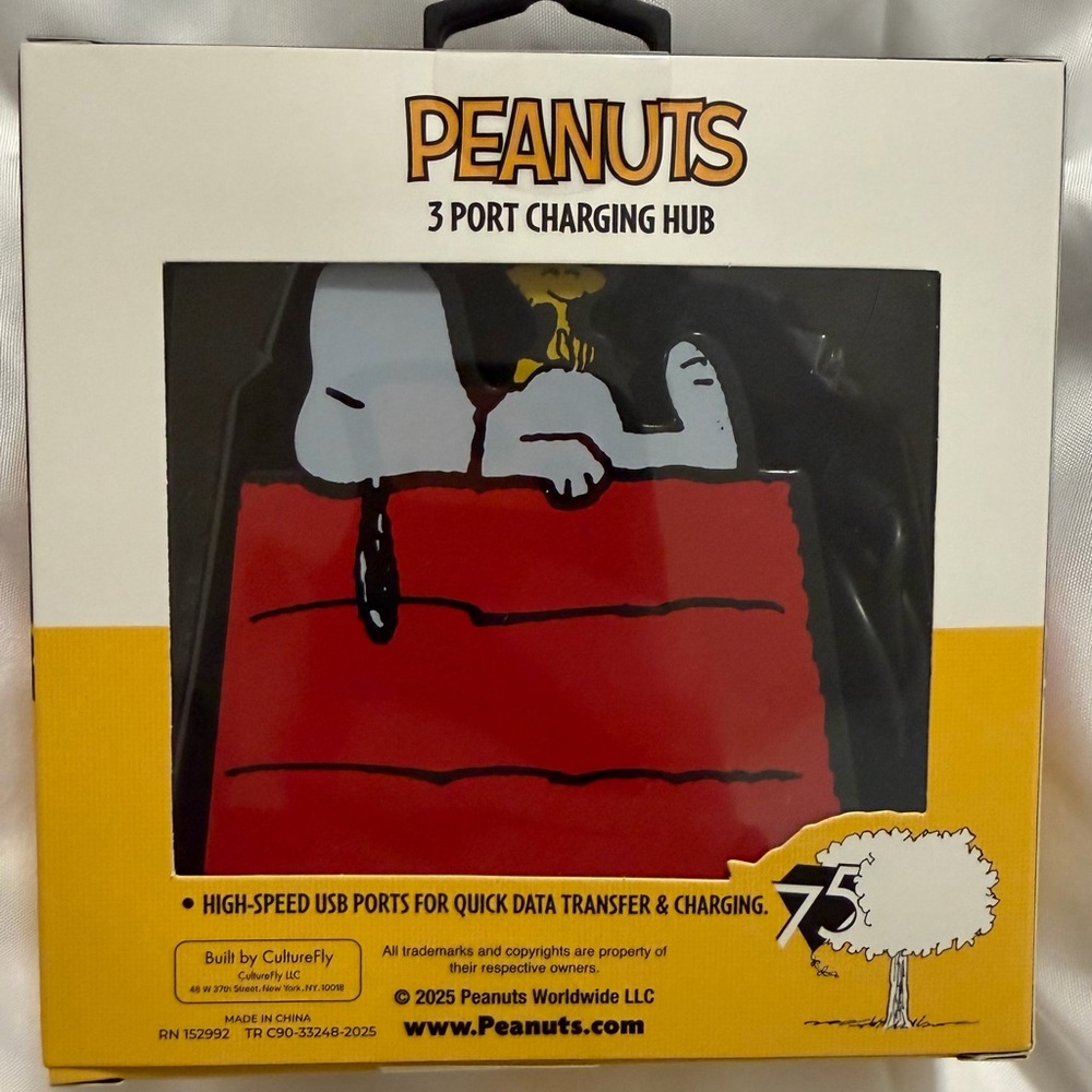 Peanuts 3 port High Speed Charging Hub